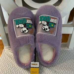 Peanuts Lavender Stay Cool Slippers